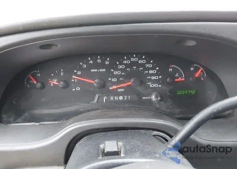 2006 Ford E-350 Super Duty Xl/Xlt z USA, uszkodzony, nr VIN 1FBSS31L46HA09005